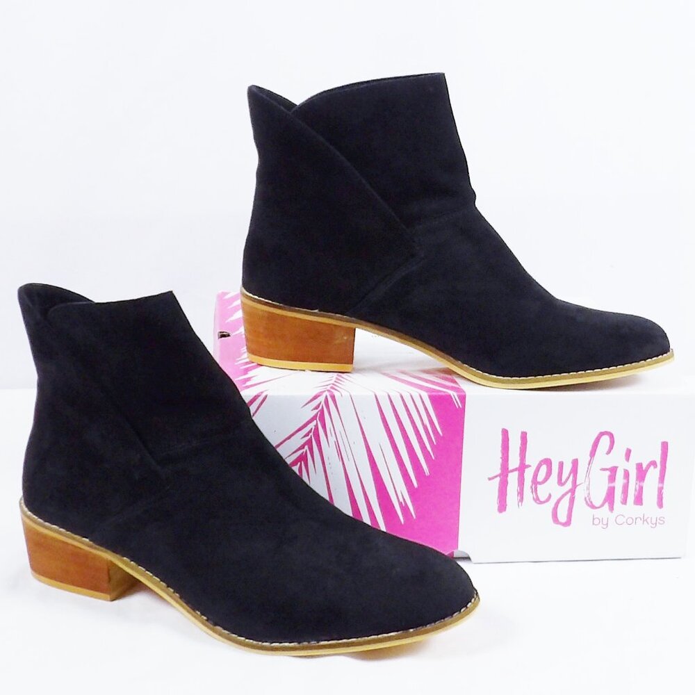 Corkys Hey Girl SPILL THE TEA Black Envelope Ankle Bootie Size 10 New in Box